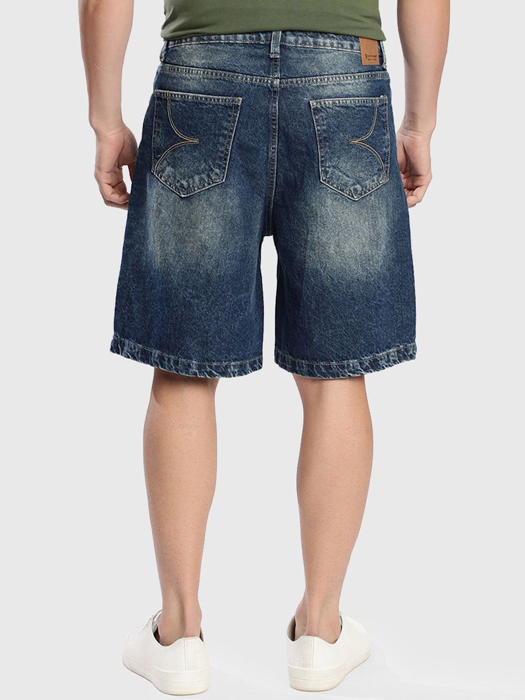 Bene Kleed Men Relaxed Fit Distressed Denim Shorts