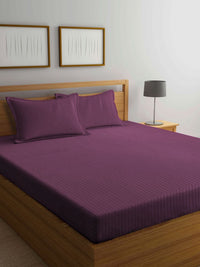 Myntra Elegant Homes Magenta Striped Polycotton 300 TC King Fine Bedsheet dengan 2 Sarung Bantal-98 x 87 inci