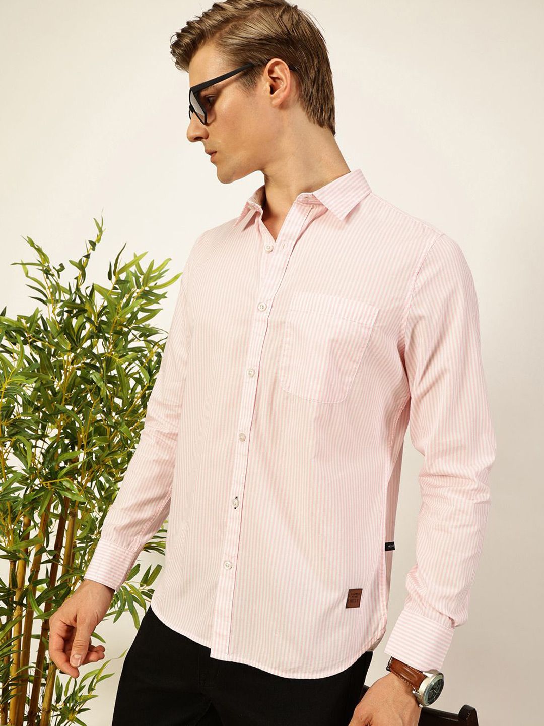 Thomas Scott Men Smart Spread Collar Vertical Striped Cotton Slim Fit Casual Shirt