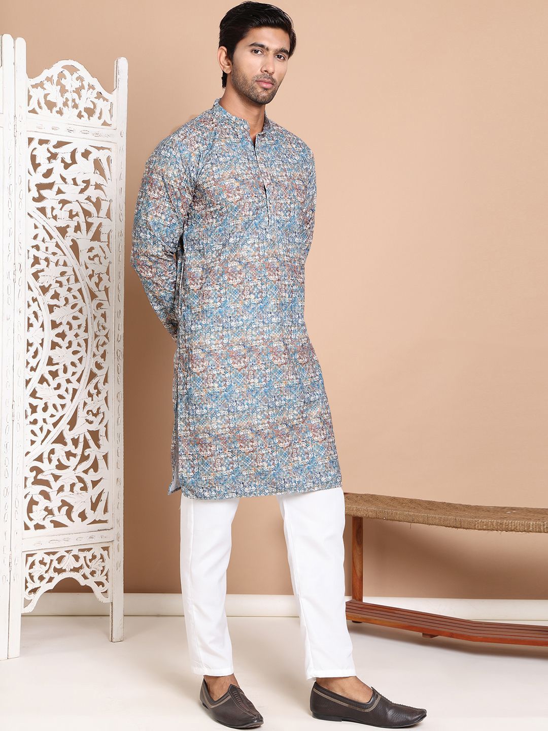 Jompers Men Floral Printed Regular Thread Work Pure Cotton Kurta with Pyjamas