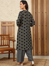 W Women Ethnic Motifs Flared Sleeves Thread Work Kurta