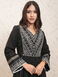 Vishudh Floral Embroidered Panelled Sequinned Pure Cotton Kurta With Trousers