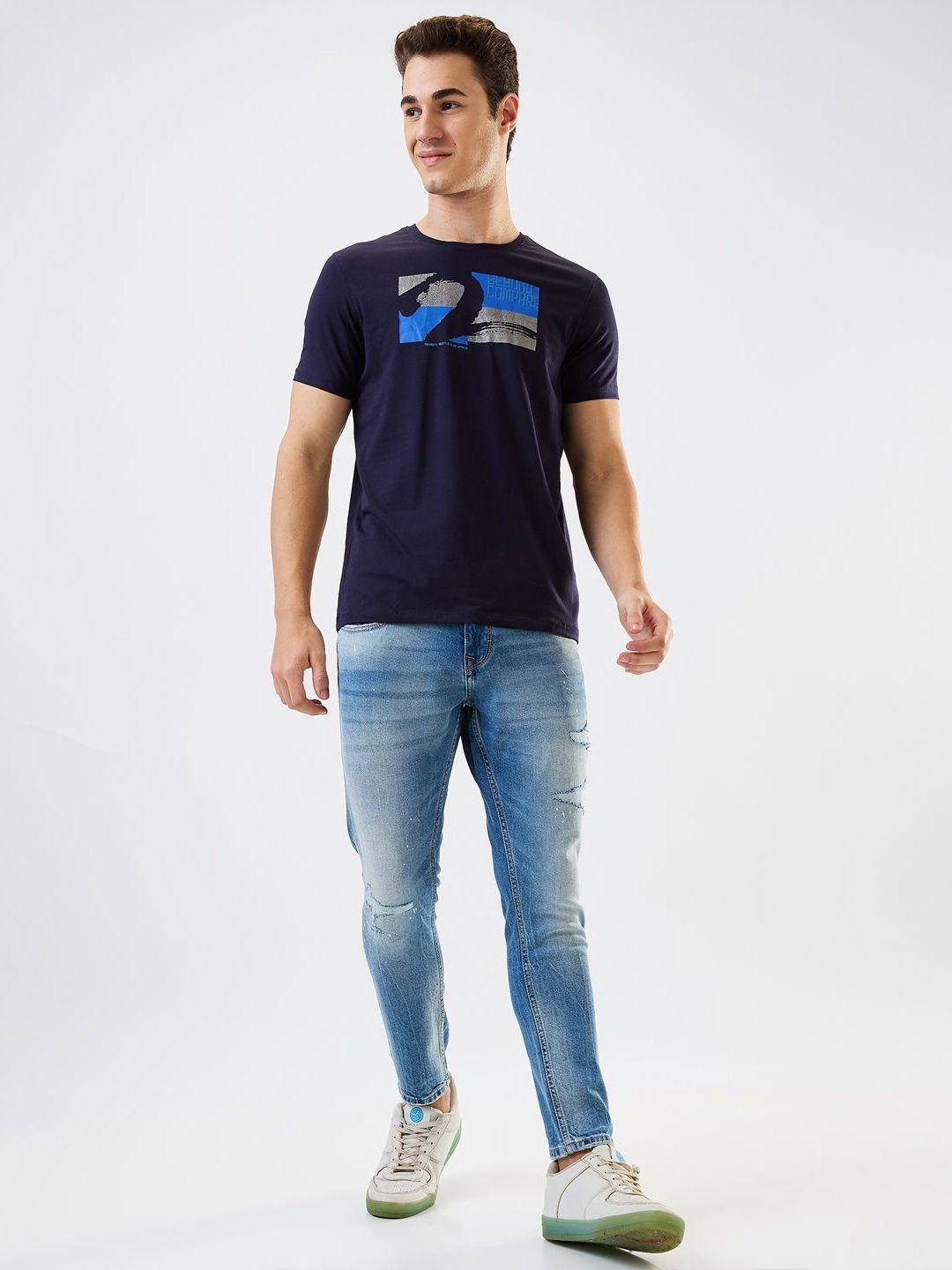 SPYKAR Men Graphic Printed Round Neck Cotton Slim Fit T-shirt