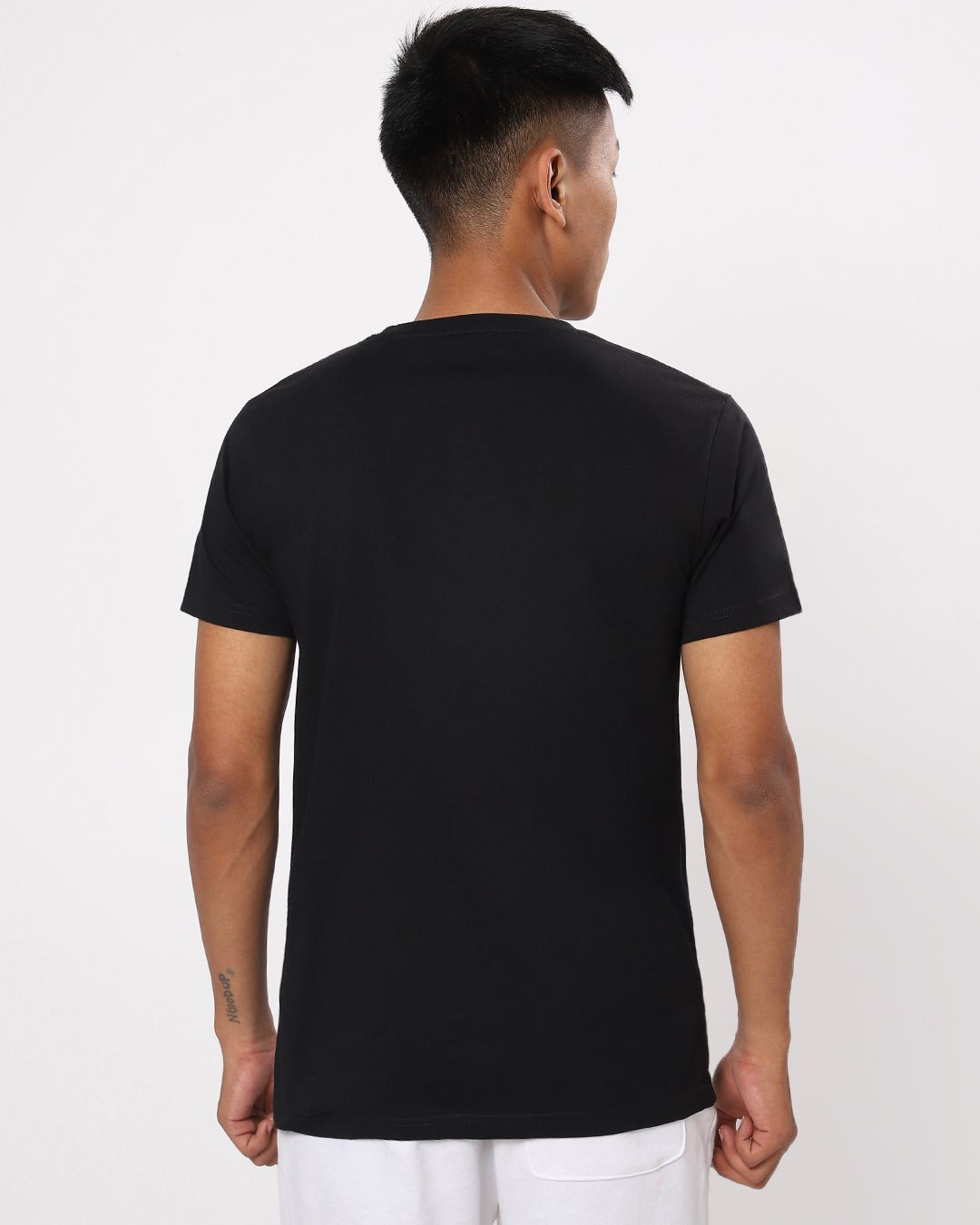 Bewakoof Men Graphic Printed Round Neck Pure Cotton T-shirt