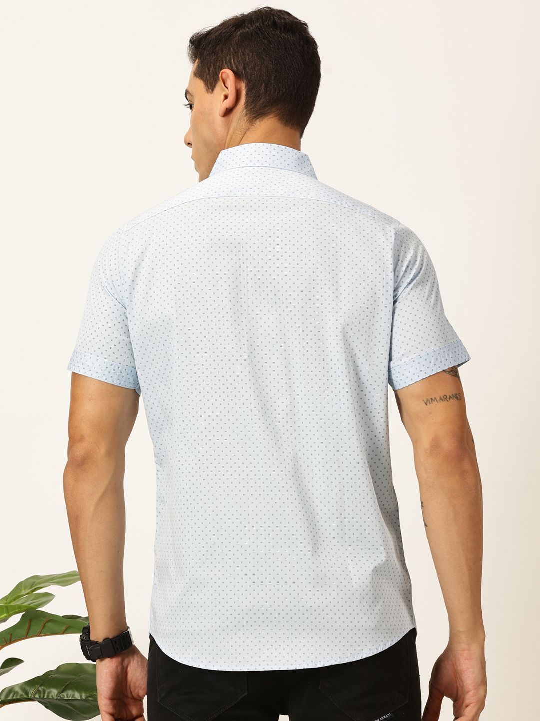 Thomas Scott Men Premium Cutaway Collar Polka Dots Printed Cotton Casual Shirt