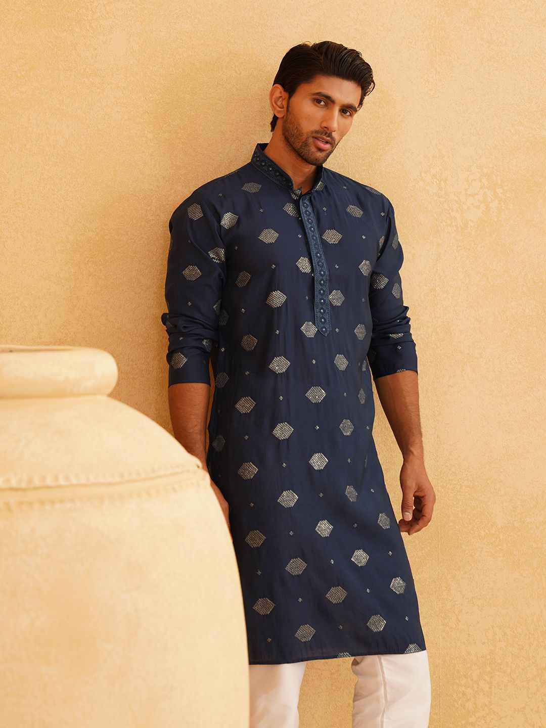 SOJANYA Sequinned Mandarin Collar Straight Kurta With Churidar
