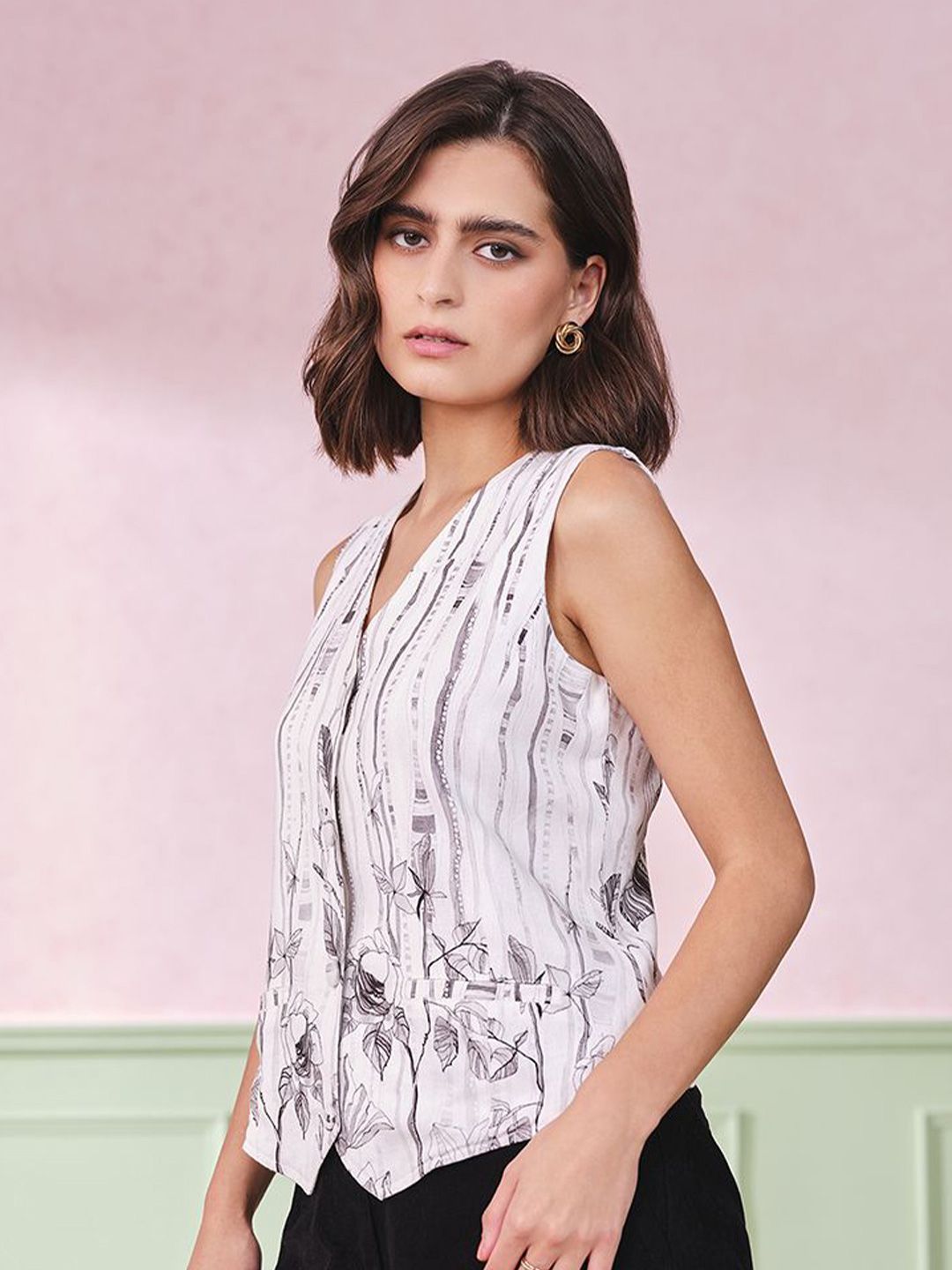 AND Printed V-Neck Top