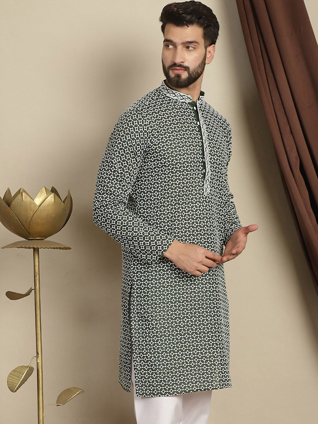 Anouk Motif Etnik Hitam Bersulam Kolar Mandarin Kurta Lurus Kapas Tulen