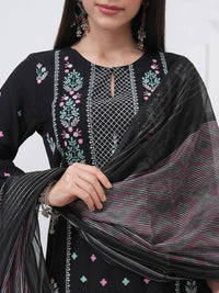 Vishudh Women Embroidered Regular Straight Kurta & Pants With Printed Dupatta