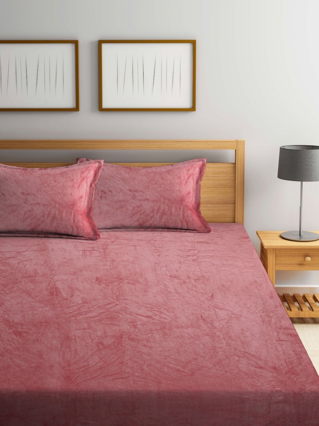 KLOTTHE Fleno Rust Solid Wool 300 TC King Fine Bedsheet with 2 Pillow Covers-2.5 x 2.25 cm