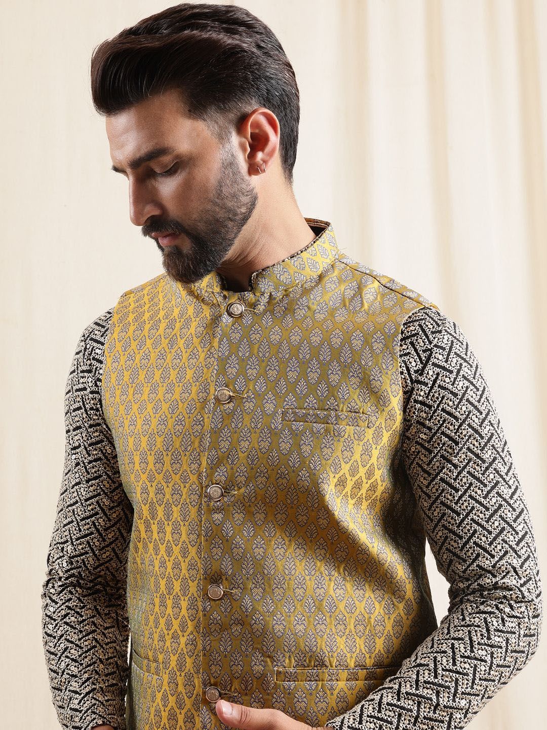 Anouk Men Embroidered Regular Pure Cotton Kurta with Pyjamas
