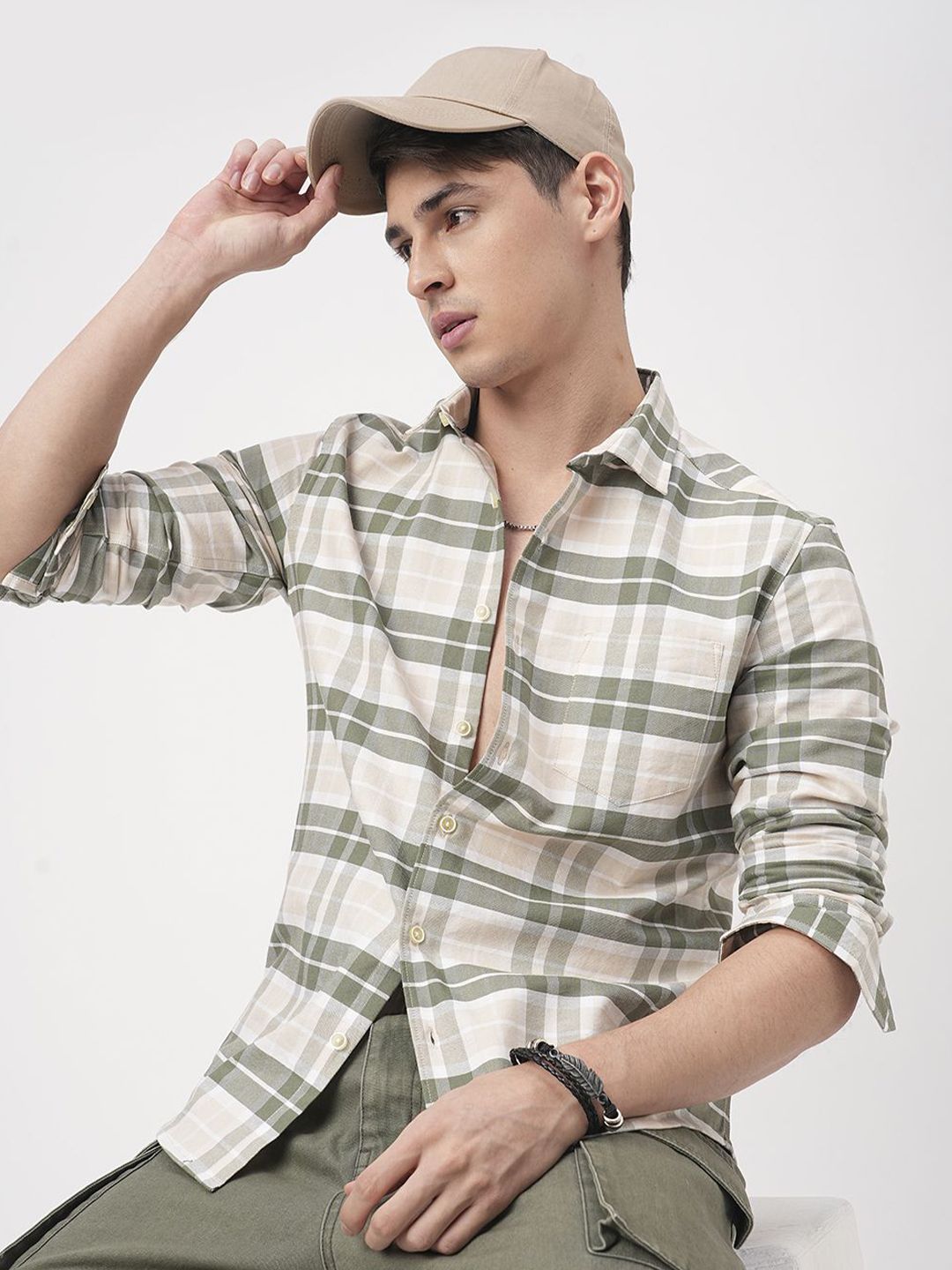 VASTRADO Men Classic Slim Fit Opaque Checked Casual Shirt