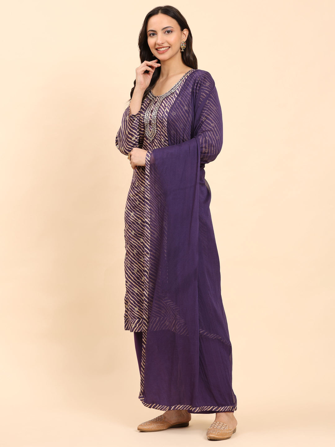 Mamicha Women Floral Printed Regular Pure Cotton Kurta with Palazzos & With Dupatta
