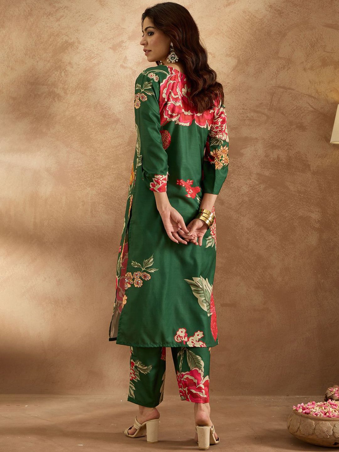 Indo Era Women Floral Printed Regular Kurta with Trousers
