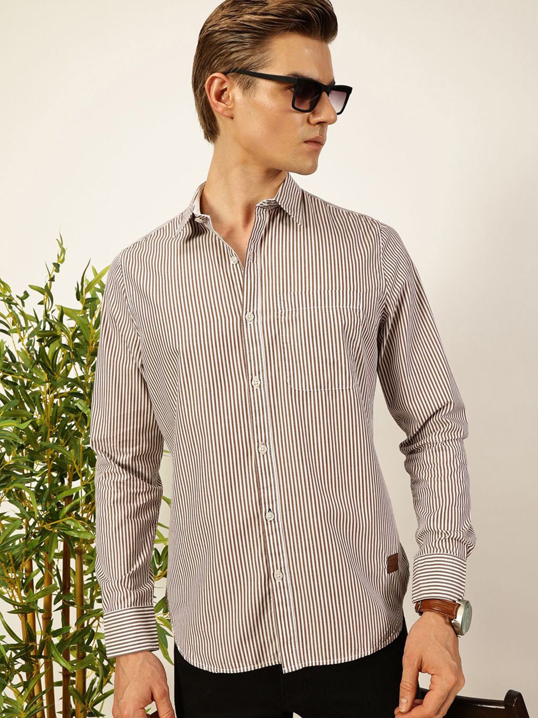 Thomas Scott Men Smart Spread Collar Vertical Striped Cotton Slim Fit Casual Shirt