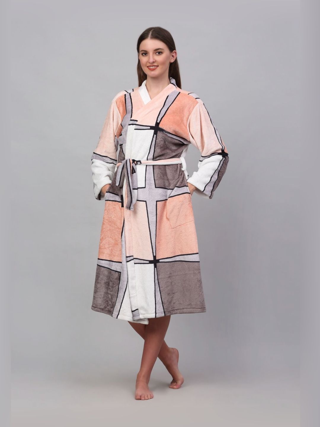 KLOTTHE White & Grey Printed Woolen Bath Robe With Belt