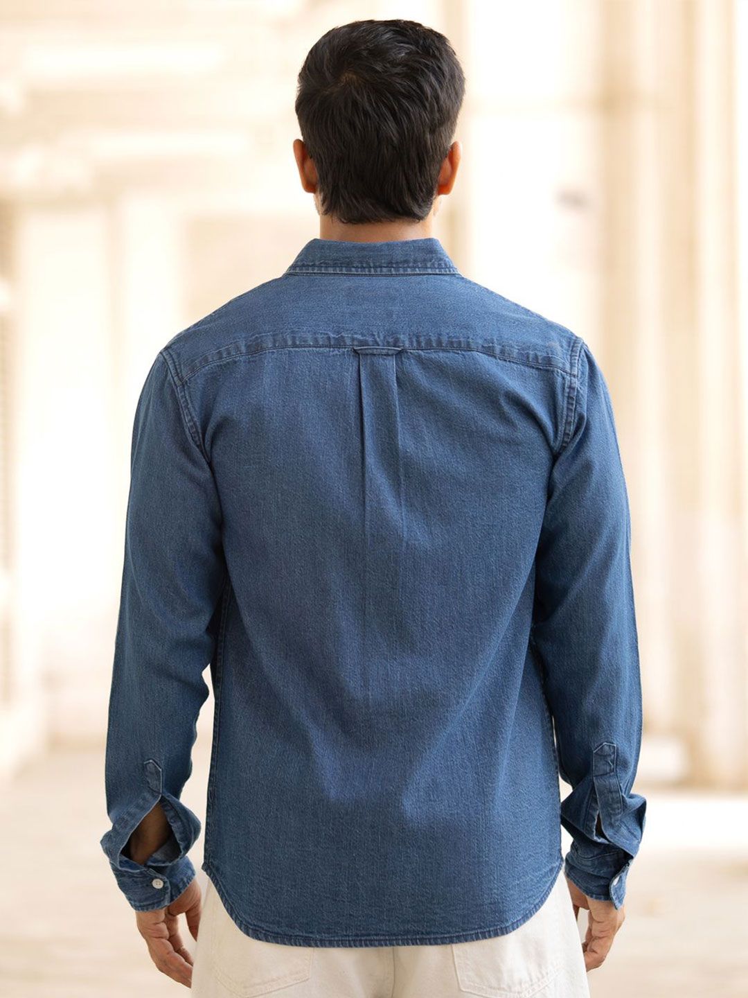 Powerlook Men Button-Down Collar Solid Cotton Casual Shirt