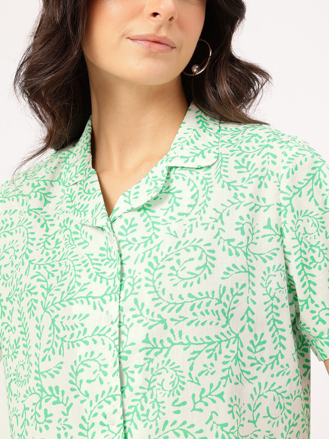 DressBerry Island Vibes Printed Bowling Shirt