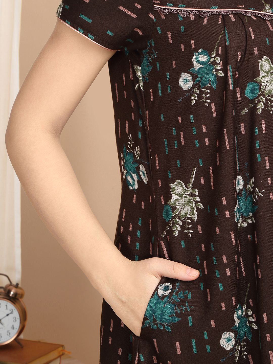 Sweet Dreams Women Printed Pure Cotton Maxi Nightdress