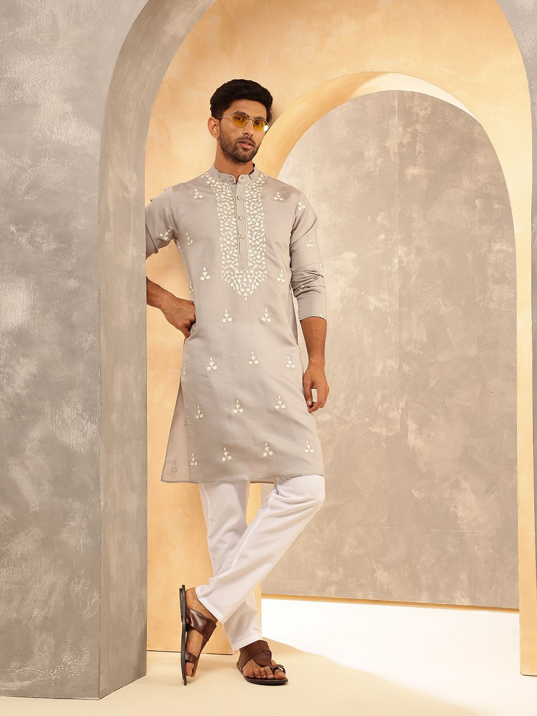 Anouk Geometric Embroidered Band Collar Thread Work Cotton Silk Straight Kurta