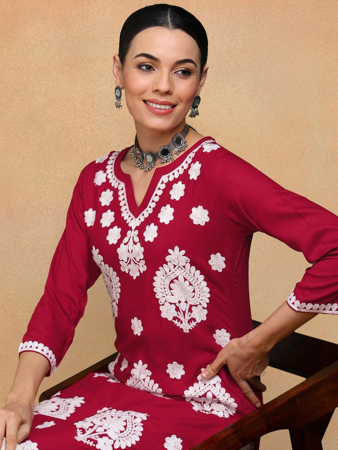 KALINI Round Neck Thread Work Straight Kurta
