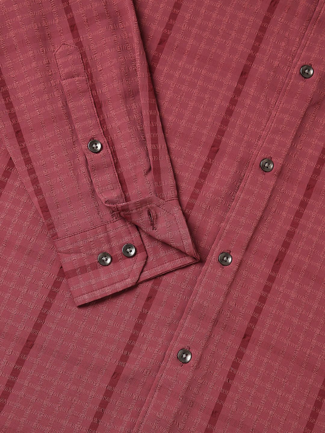VASTRADO Men Classic Slim Fit Striped Casual Shirt