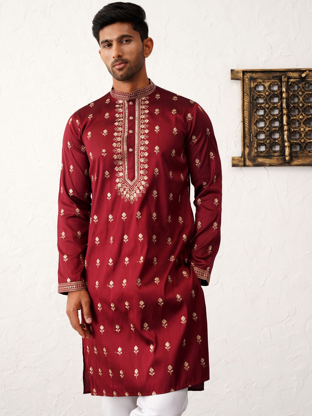 Jompers Floral Embroidered Mandarin Collar Chikankari Cotton & Silk Straight Kurta