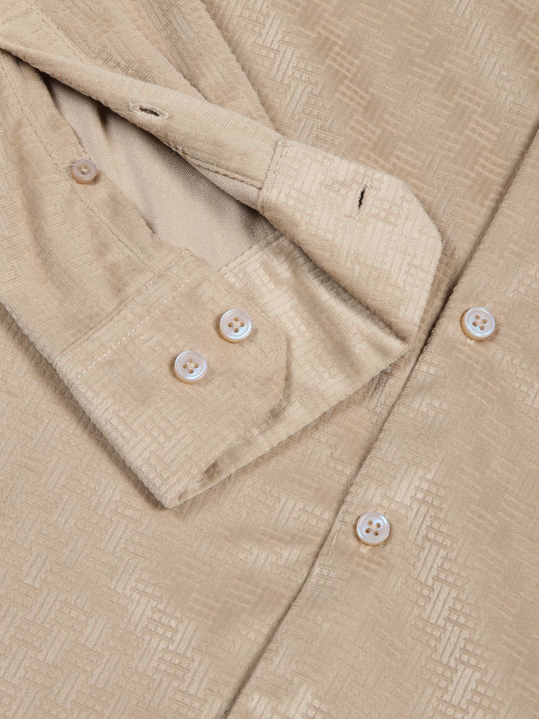 Thomas Scott Men Classic Spread Collar Textured Solid Slim Fit Casual Shirt