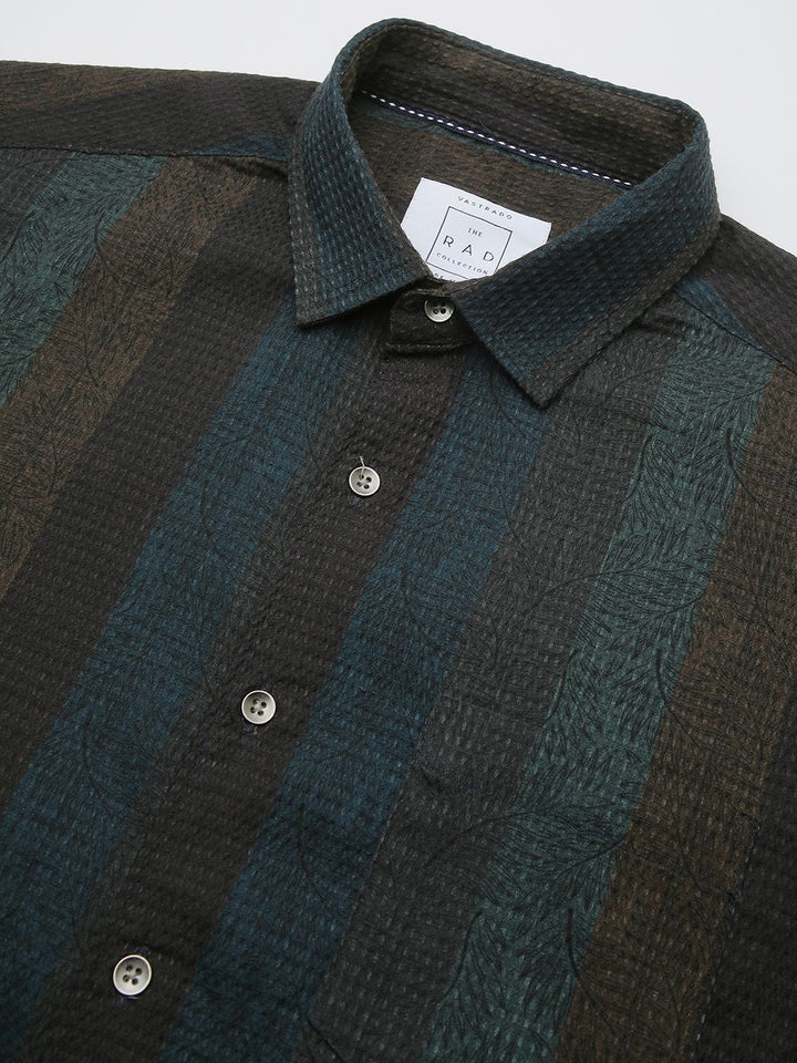 VASTRADO Men Classic Vertical Striped Slim Fit Casual Shirt