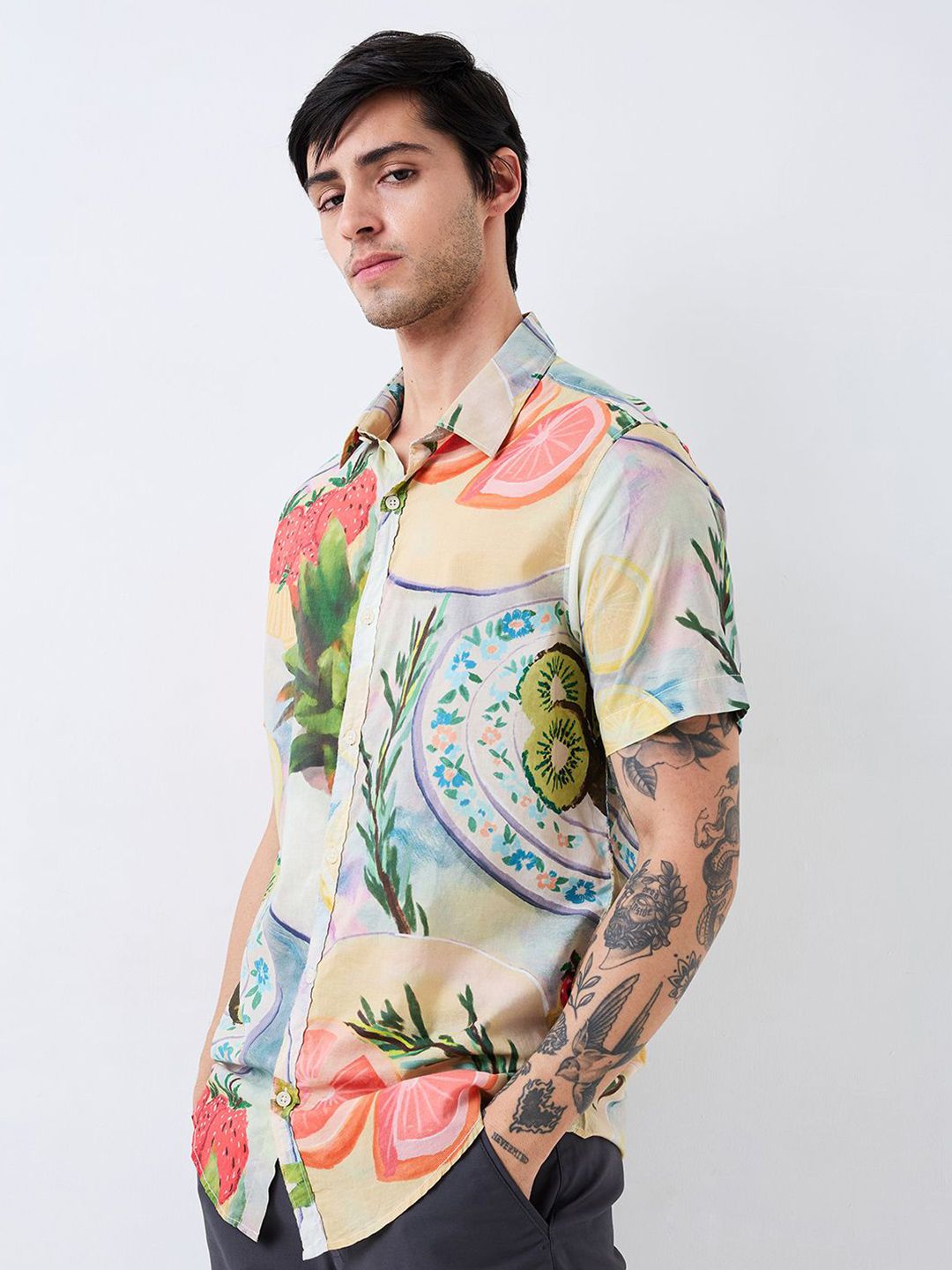 SPYKAR Men Spread Collar Floral Printed Cotton Casual Shirt