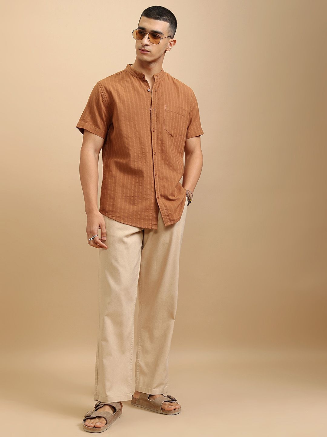 Highlander Men Dobby Textured Solid Casual Regular Fit Shirt