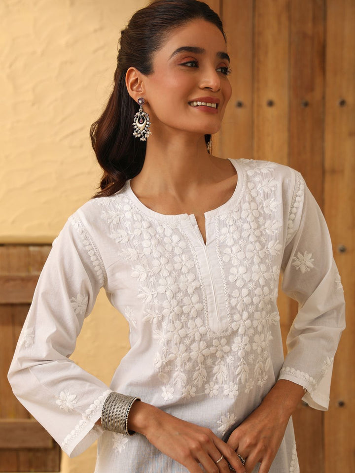 House of Chikankari Women White Cotton Chikankari Embroidered Kurta