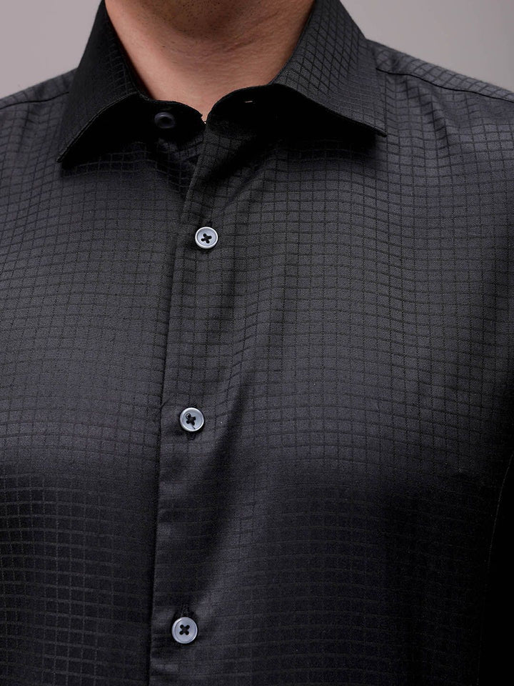 The Indian Garage Co. X Luxe Men Slim Fit Opaque Formal Shirt