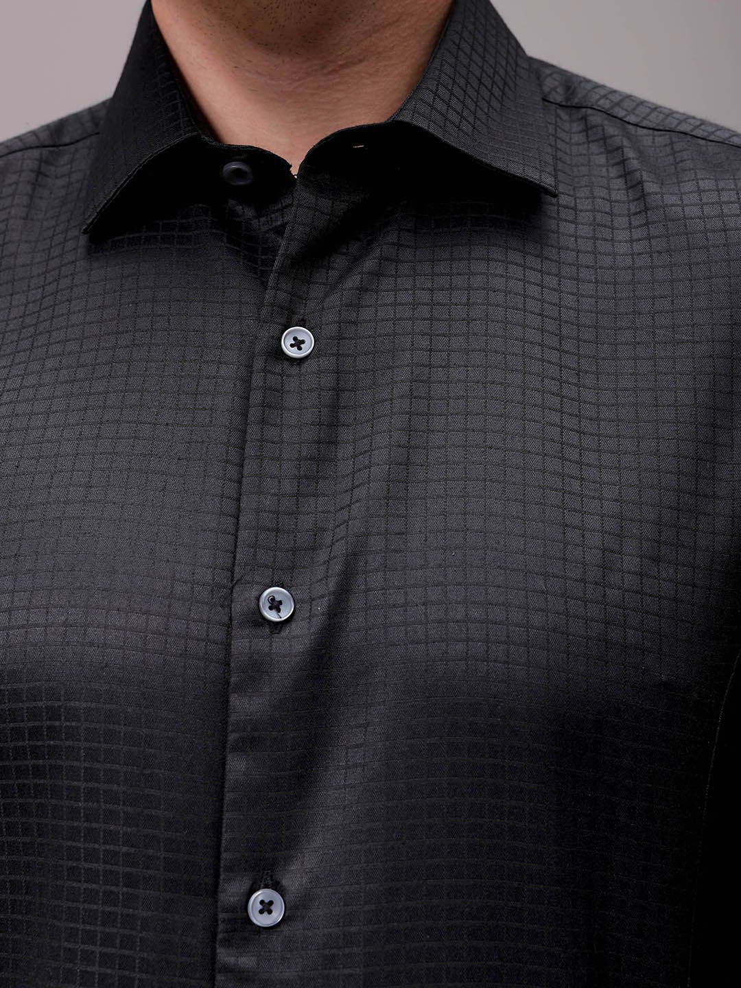 The Indian Garage Co. X Luxe Men Slim Fit Opaque Formal Shirt