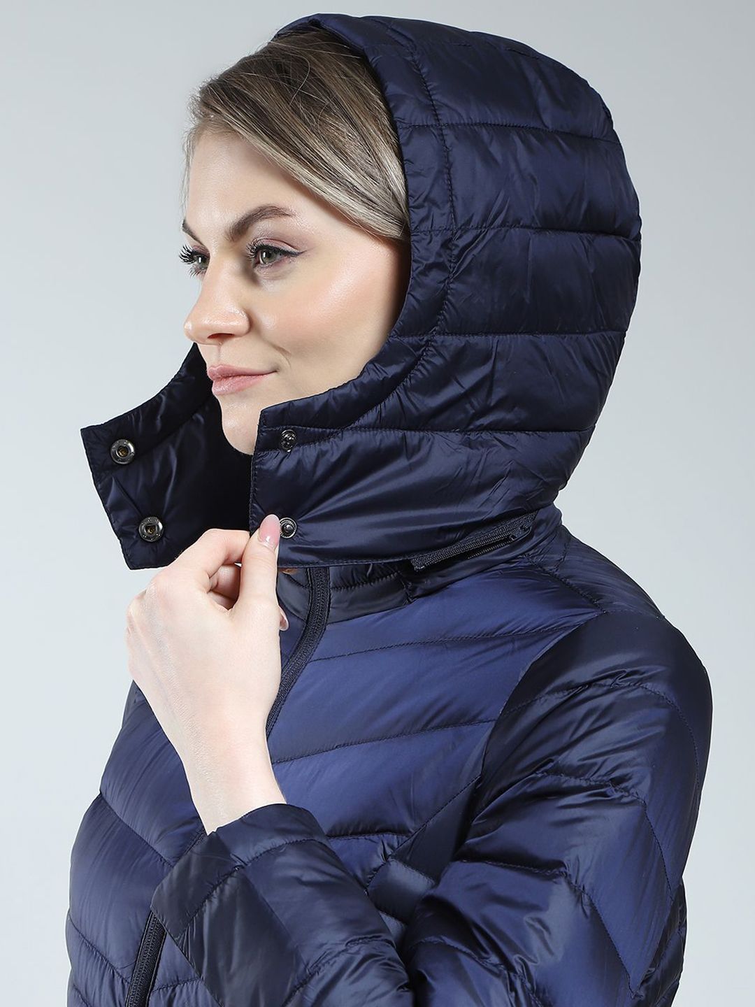 Monte Carlo Women Solid Hooded Puffer Jacket