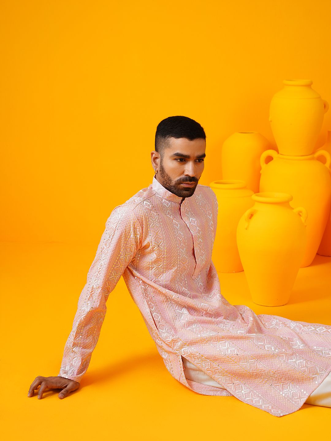 SOJANYA LUXE Motif Etnik Bersulam Kurta Lurus Kolar Mandarin Dengan Seluar