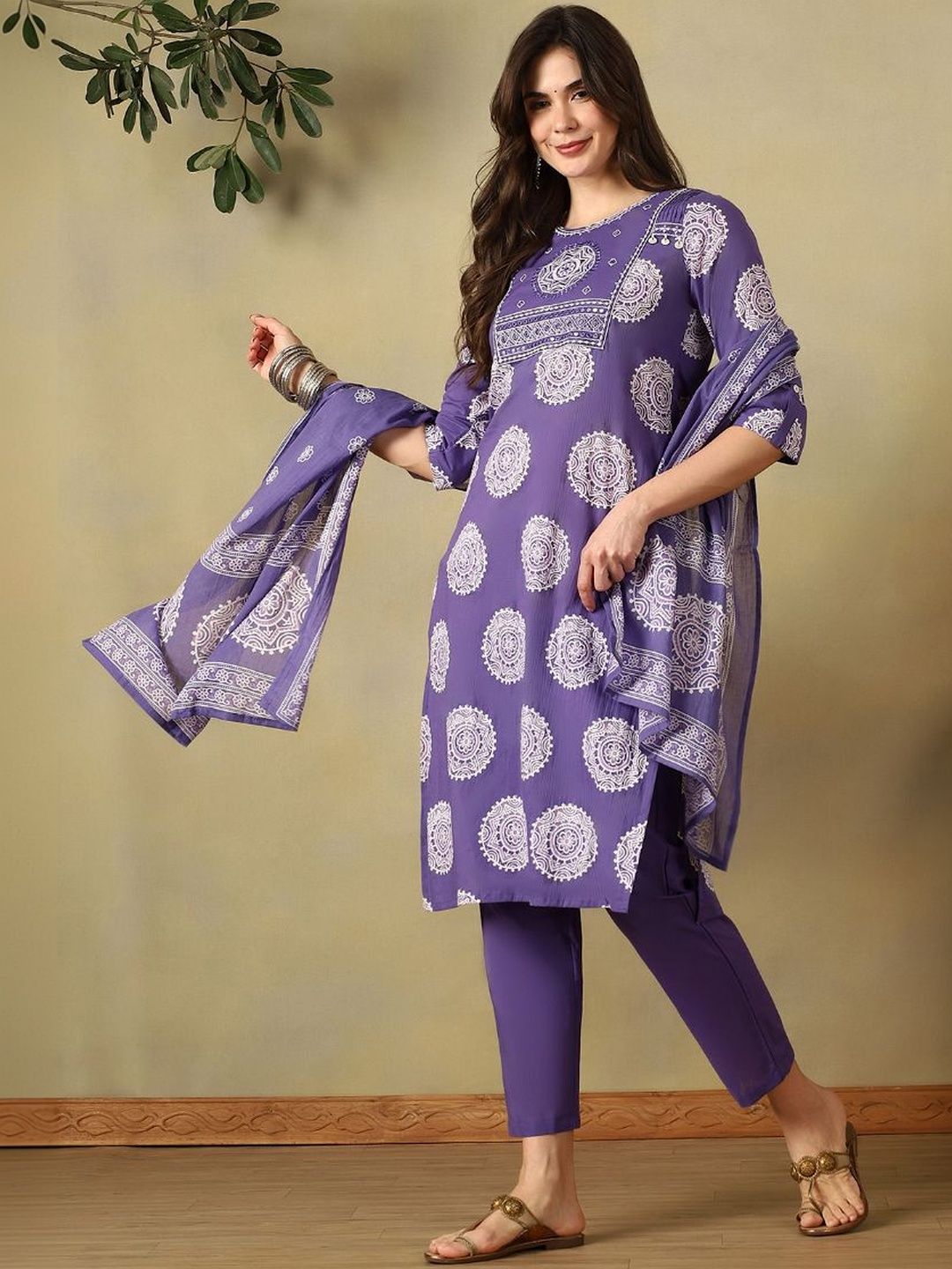 Mamicha Women Ethnic Motifs Printed Regular Mirror Work Pure Cotton Kurta with Trousers & With Dupatta