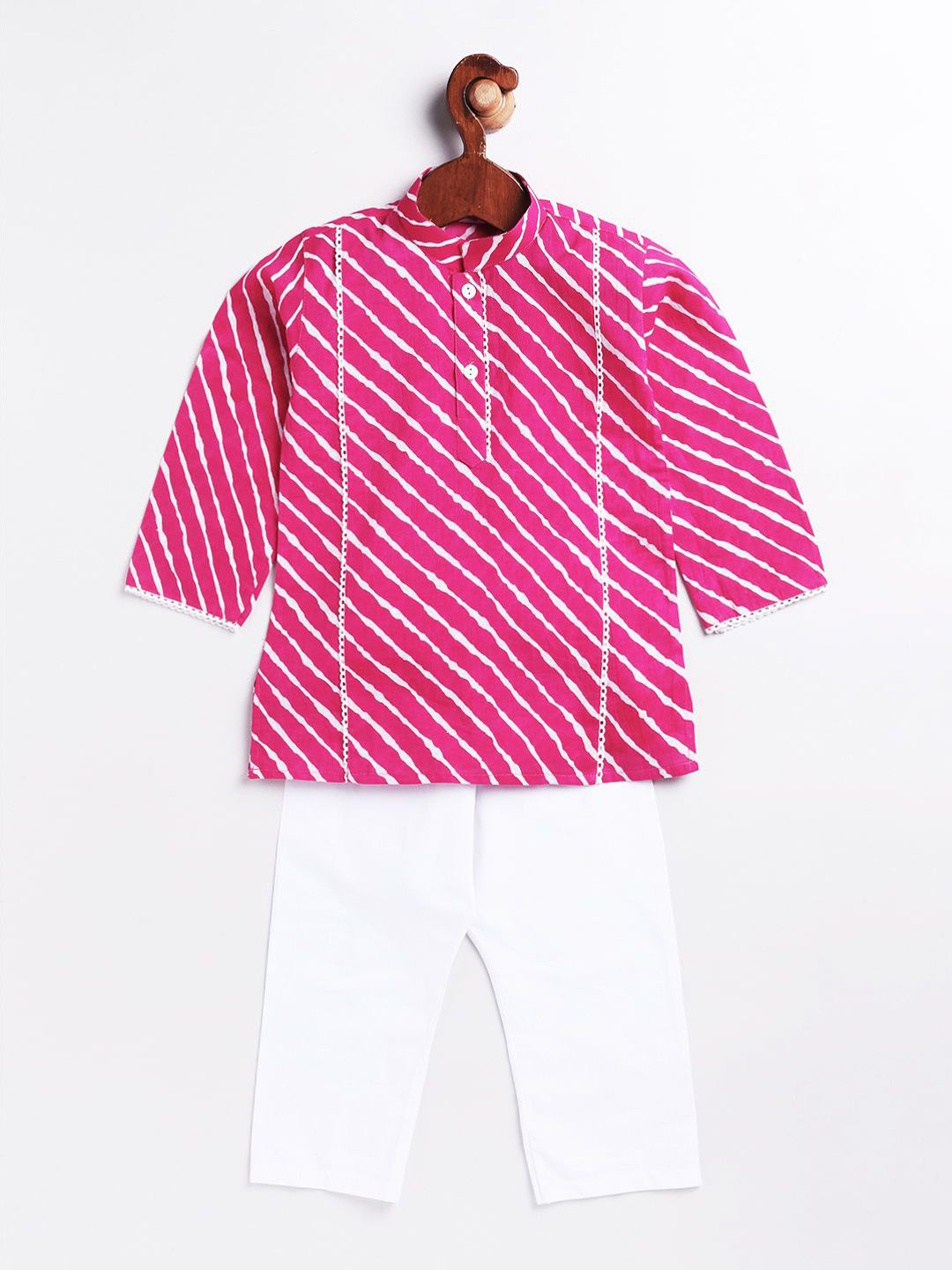 VASTRAMAY Boys Leheriya Printed Gotta Patti Pure Cotton Straight Kurta With Pyjamas