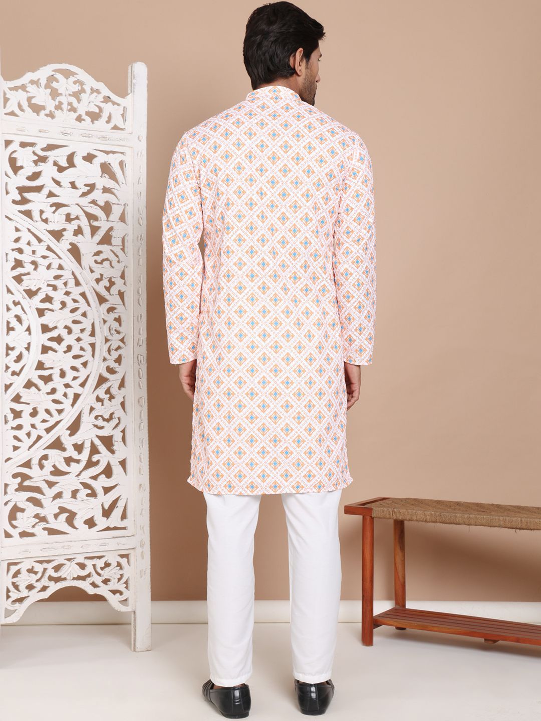 Jompers Men Printed Regular Chikankari Pure Cotton Kurta with Pyjamas