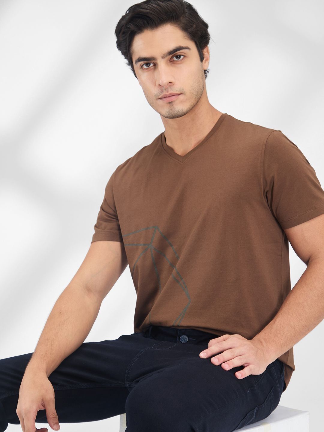 SPYKAR Men V-Neck Raw Edge Slim Fit T-shirt