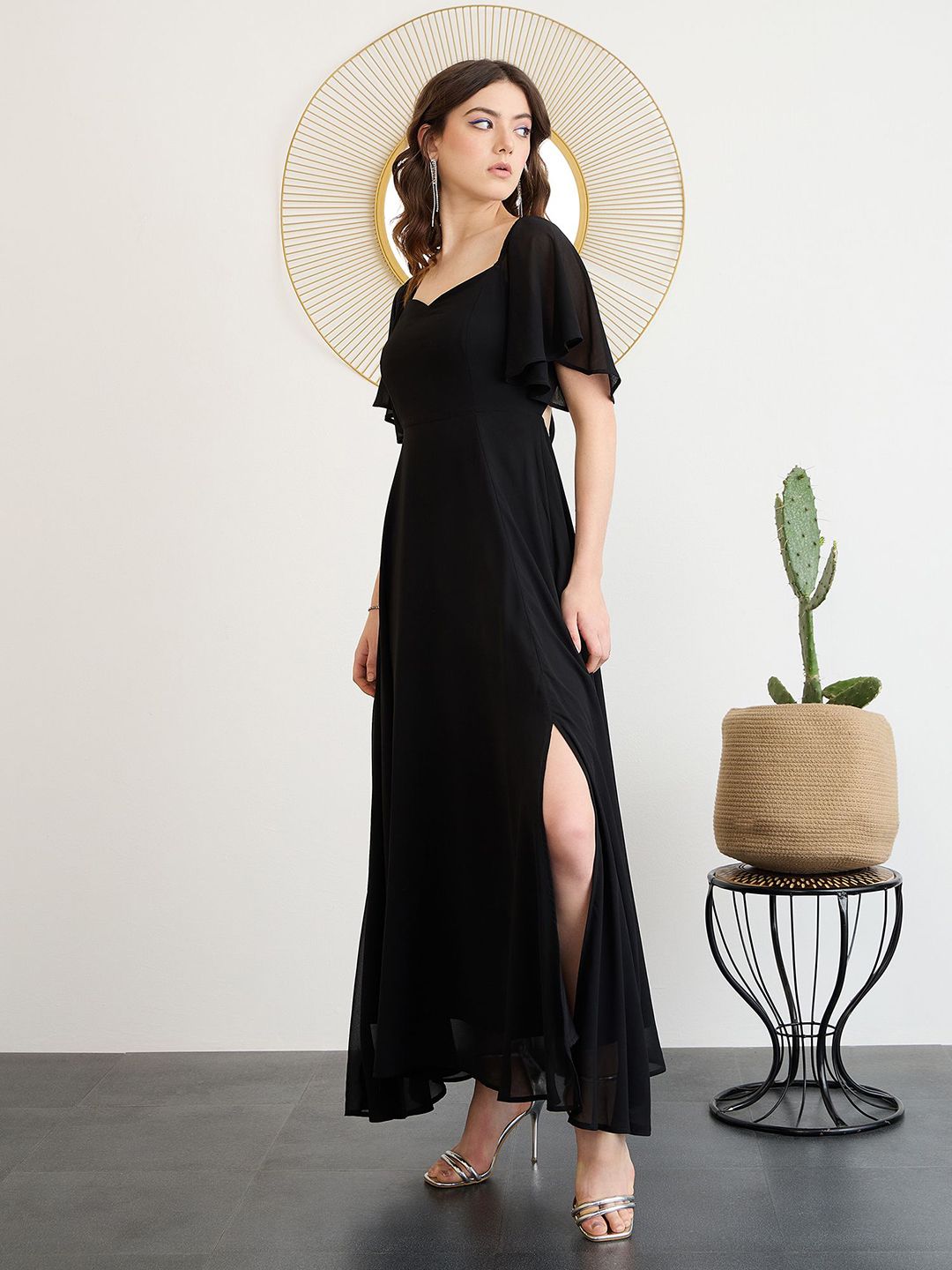 Berrylush Flutter Sleeve Georgette Maxi Dress