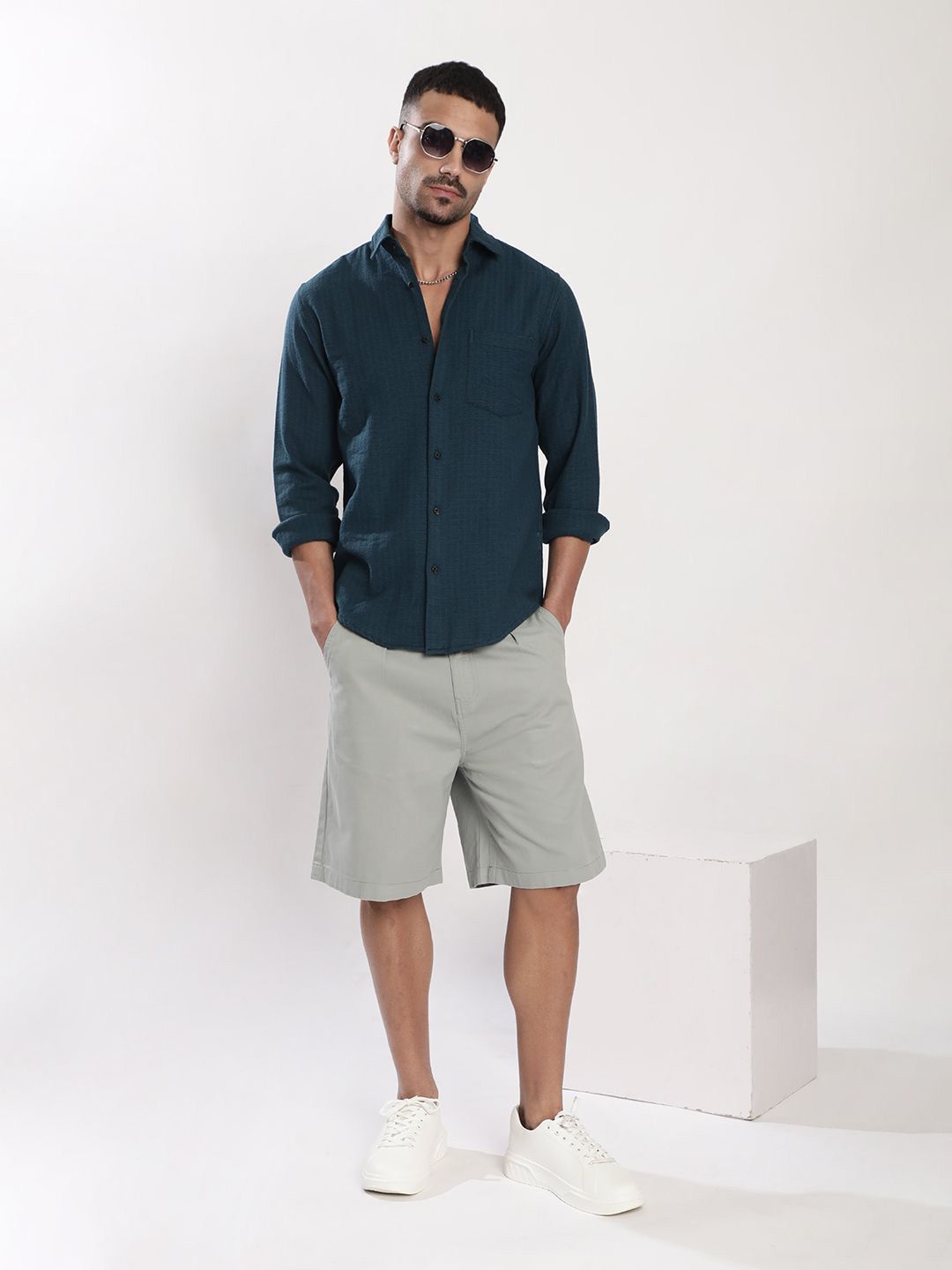 Bene Kleed Regular Fit Textured Casual Shirt