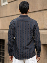 Powerlook Men Vertical Striped Spread Collar Casual Shirt