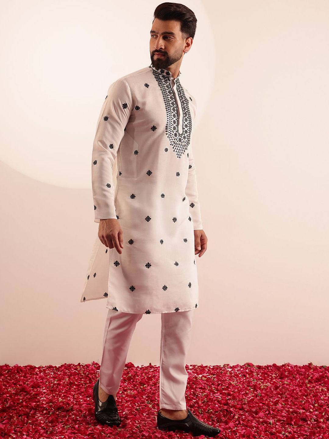 SOJANYA Floral Embroidered Mandarin Collar Mirror Work Kurta With Pyjamas