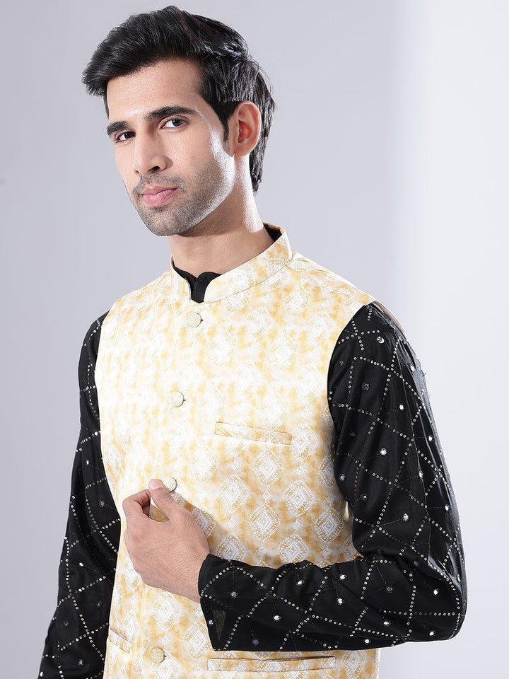 Anouk Geometric Embroidered Sequinned Pure Cotton Kurta & Pyjamas With jacket
