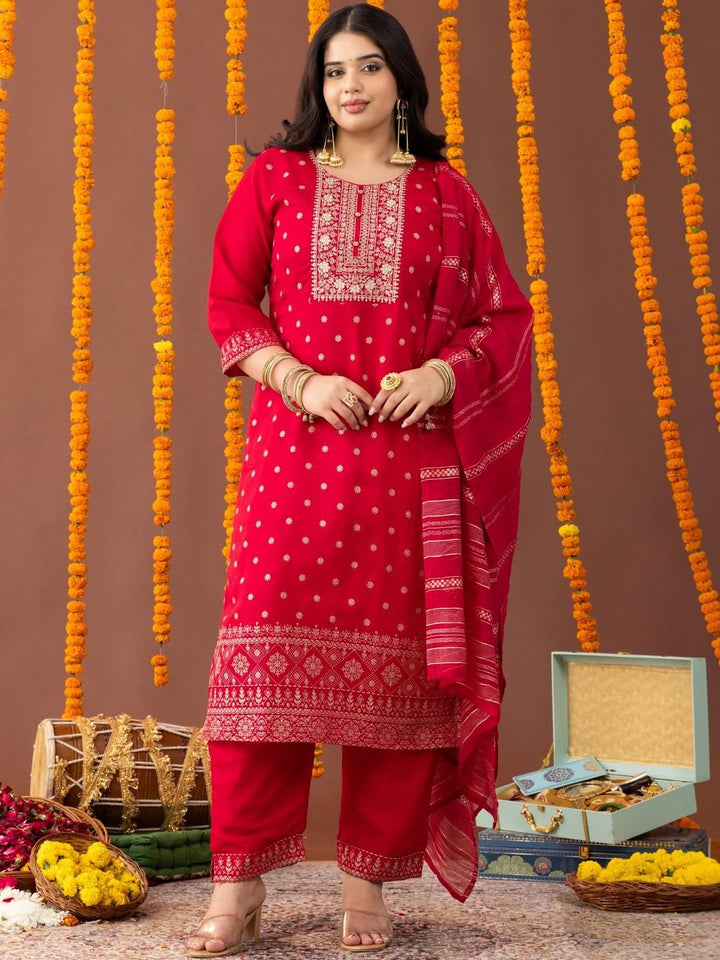 Mamicha Floral Printed Regular Kurta & Trousers With Dupatta