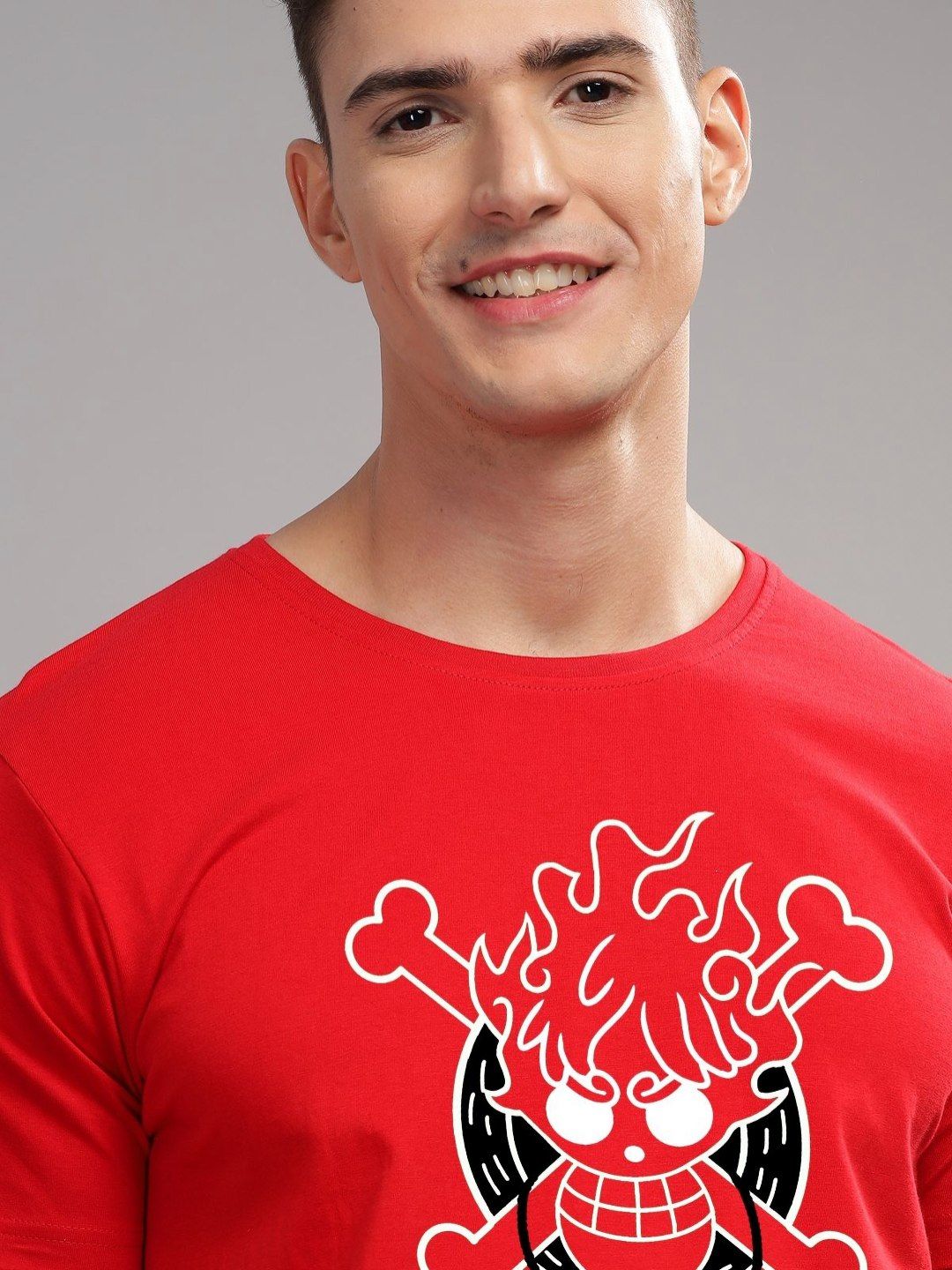 ADRO Men Printed Applique T-shirt