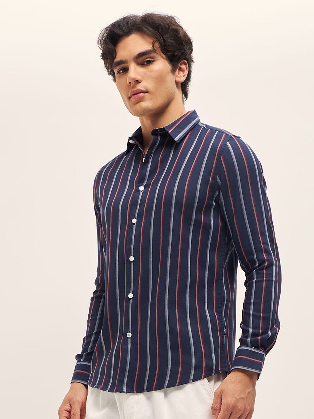 THE BEAR HOUSE Men Spread Collar Multi Striped Cotton Slim Fit Casual Shirt