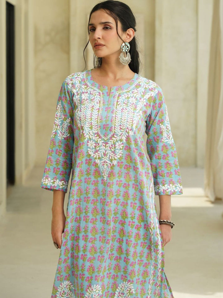 House of Chikankari Women Floral Printed Thread Work Indie Florals Kurta