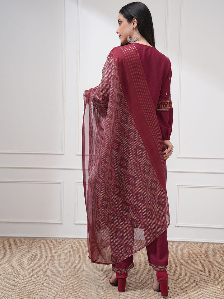Vishudh Floral Embroidered Tie-Up Neck Thread Work Anarkali Kurta With Trouser And Dupatta